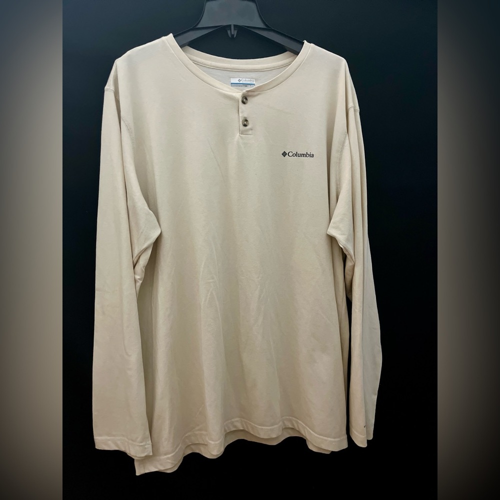 Columbia Long Sleeve Beige Shirt Size XXL/2TG